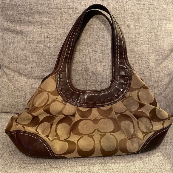 Coach handbag/purse - Picture 2 of 5